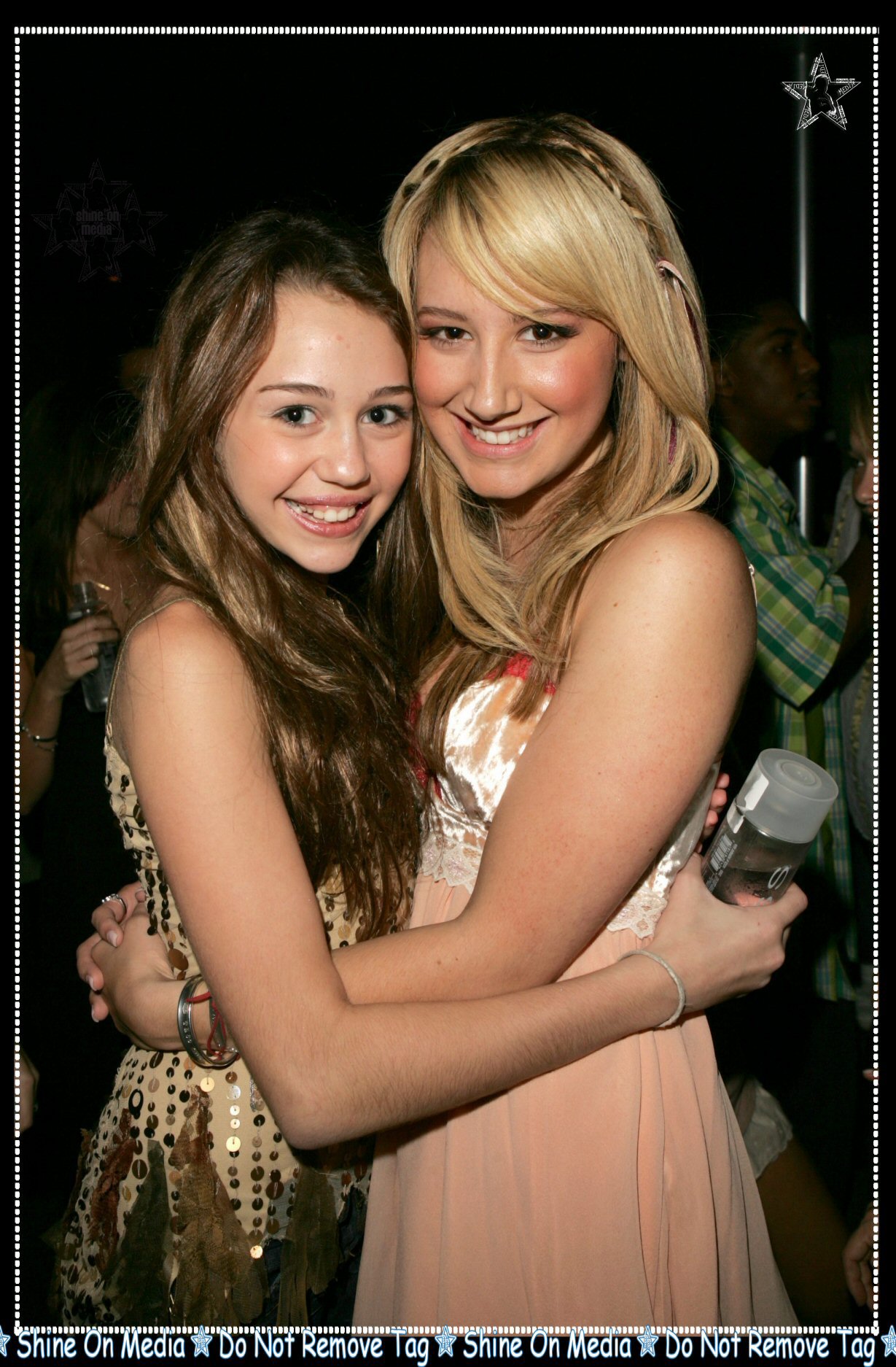 miley-cyrus_dot_com-ashleytisdalebdayparty-2006oct9-02.jpg